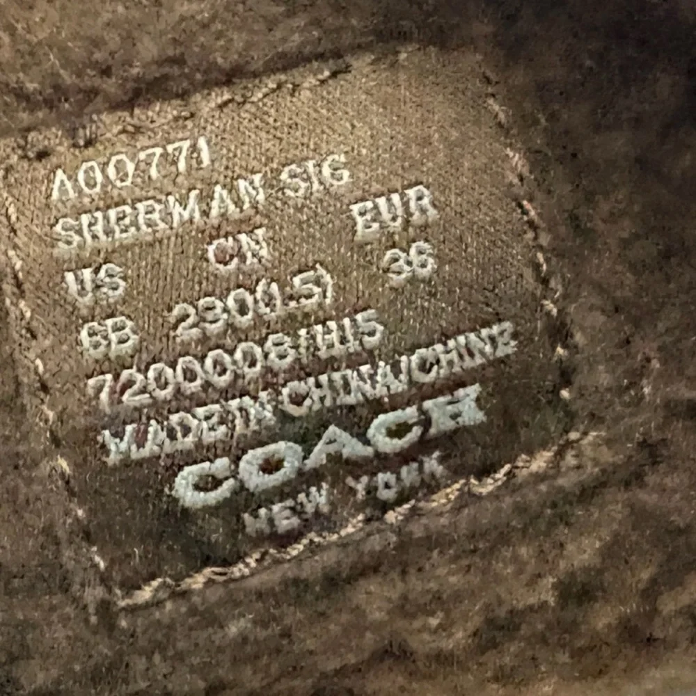 COACH Sherman Brown Signature Vintage Y2K Faux Fur Snow Boots Womens Size 6 NEW - Picture 7 of 8